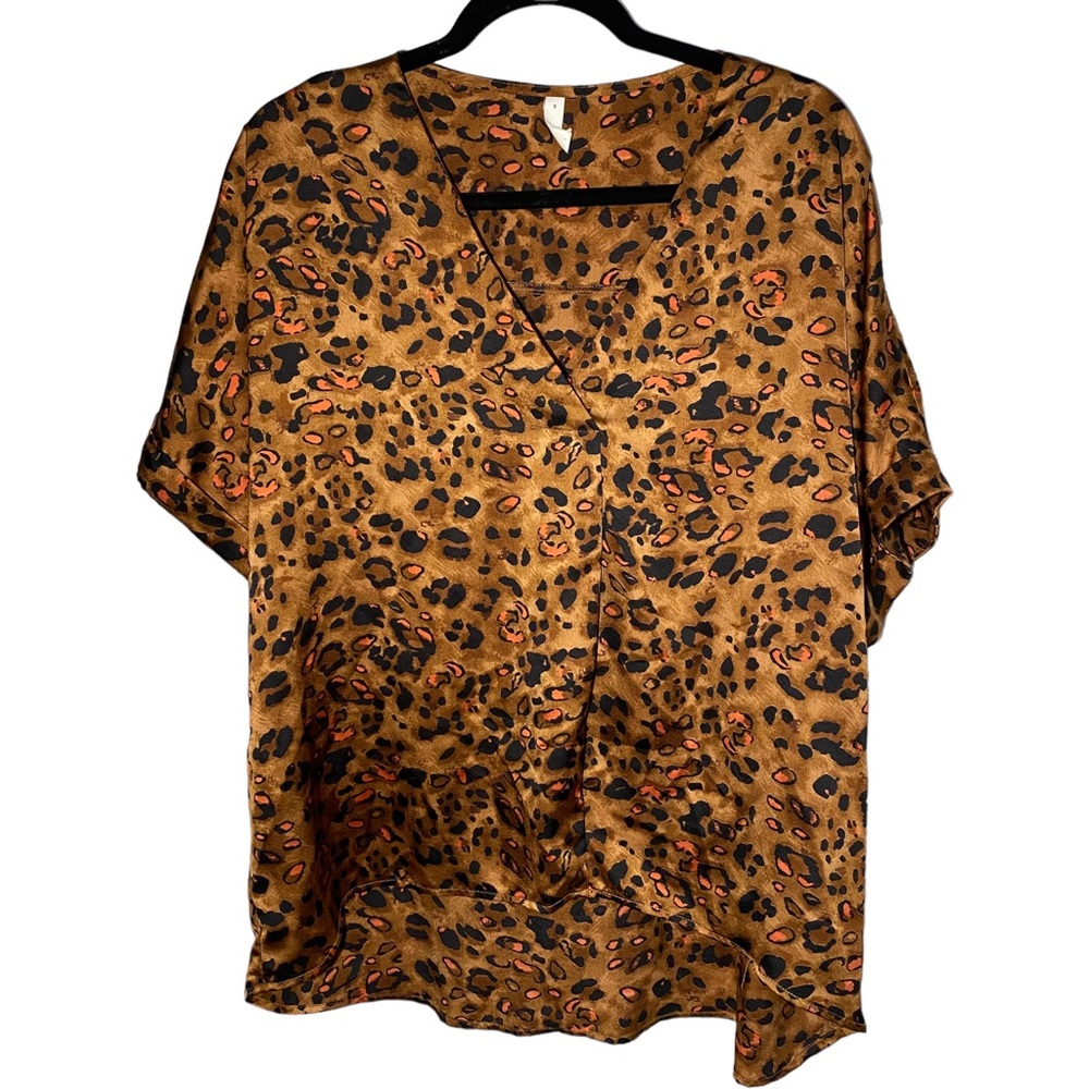 GLAM Womens Small Cheetah Print Short Sleeve‎ V Neck Top Blouse